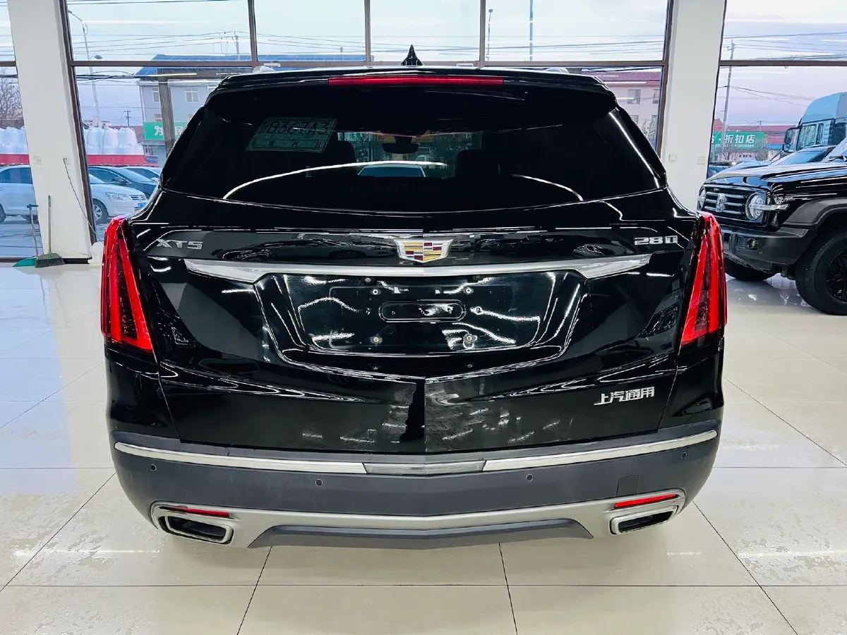 2020 Cadillac XT5 2.0T 241HP L4 9AT,autocango,china used car exporter,china ev exporter,chinese used car exporter,chinese used ev exporter