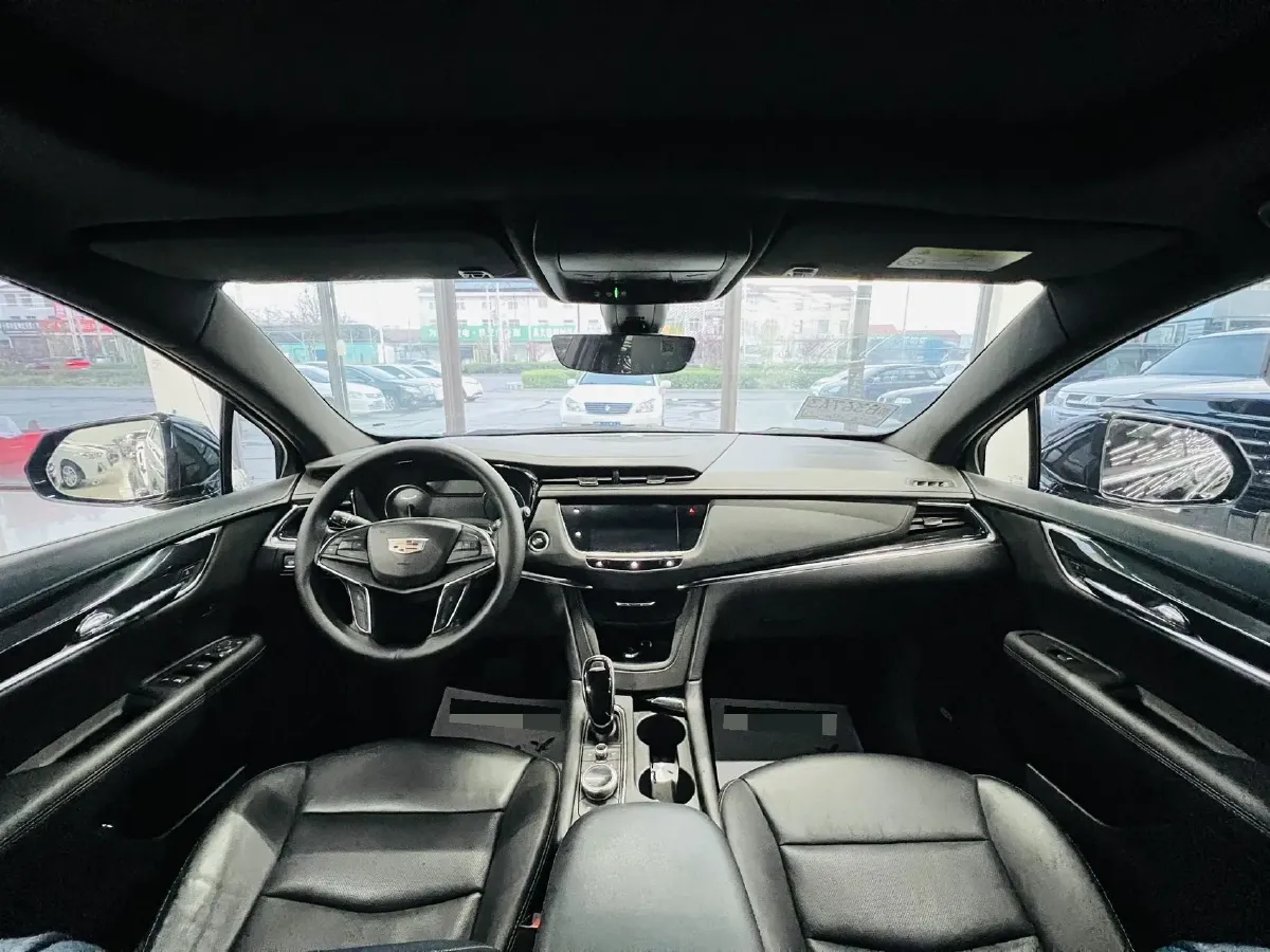 2020 Cadillac XT5 2.0T 241HP L4 9AT,autocango,china used car exporter,china ev exporter,chinese used car exporter,chinese used ev exporter