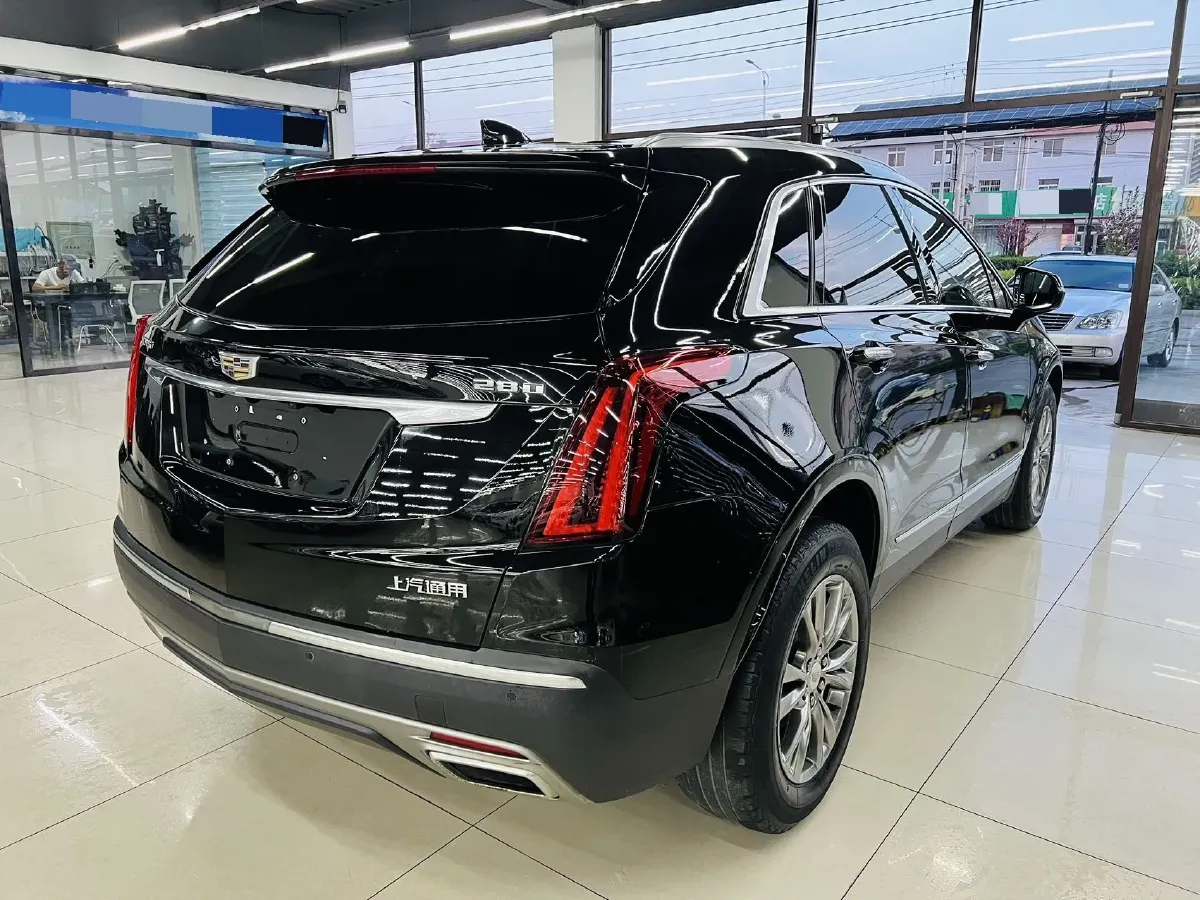 2020 Cadillac XT5 2.0T 241HP L4 9AT,autocango,china used car exporter,china ev exporter,chinese used car exporter,chinese used ev exporter