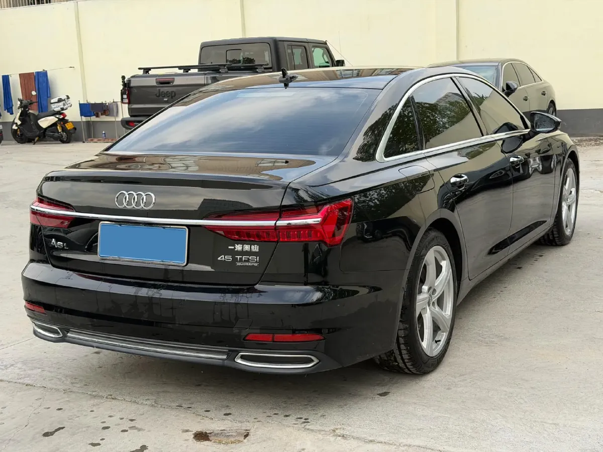 2020 Audi A6L 2.0T 224HP L4 7DCT,autocango,china used car exporter,china ev exporter,chinese used car exporter,chinese used ev exporter