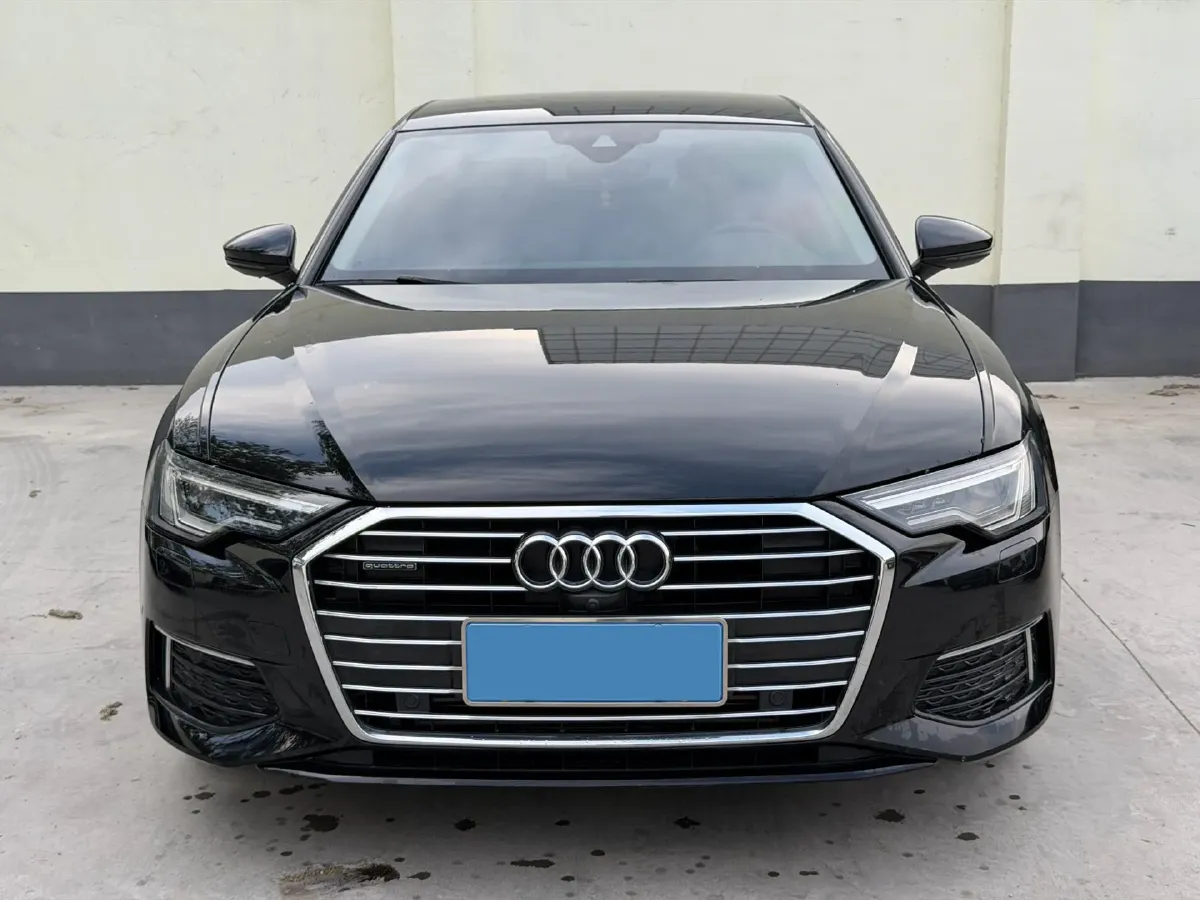 2020 Audi A6L 2.0T 224HP L4 7DCT,autocango,china used car exporter,china ev exporter,chinese used car exporter,chinese used ev exporter