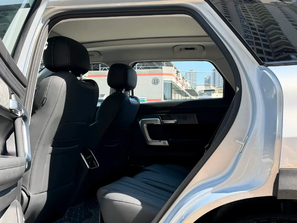 2024 Chery Exploration 06 C-DM 1.5T 156HP L4 DHT PHEV 18.3KWH,autocango,china used car exporter,china ev exporter,chinese used car exporter,chinese used ev exporter