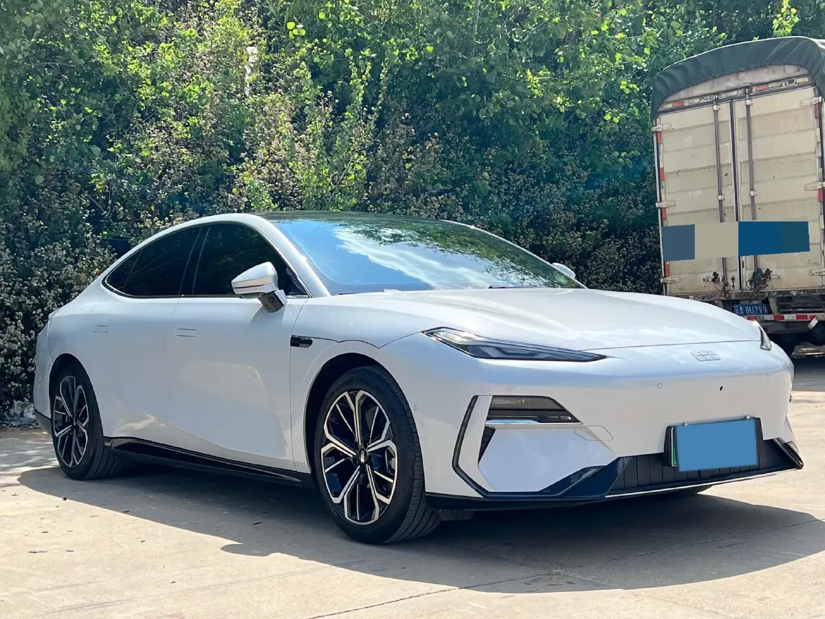 2025 Geely Galaxy E8 BEV 76KWH,autocango,china used car exporter,china ev exporter,chinese used car exporter,chinese used ev exporter