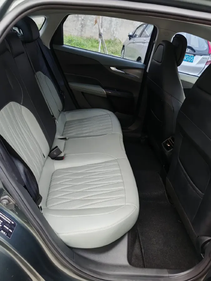 2023 ChangAn Oshan Z6 1.5T 188HP L4 7DCT,autocango,china used car exporter,china ev exporter,chinese used car exporter,chinese used ev exporter