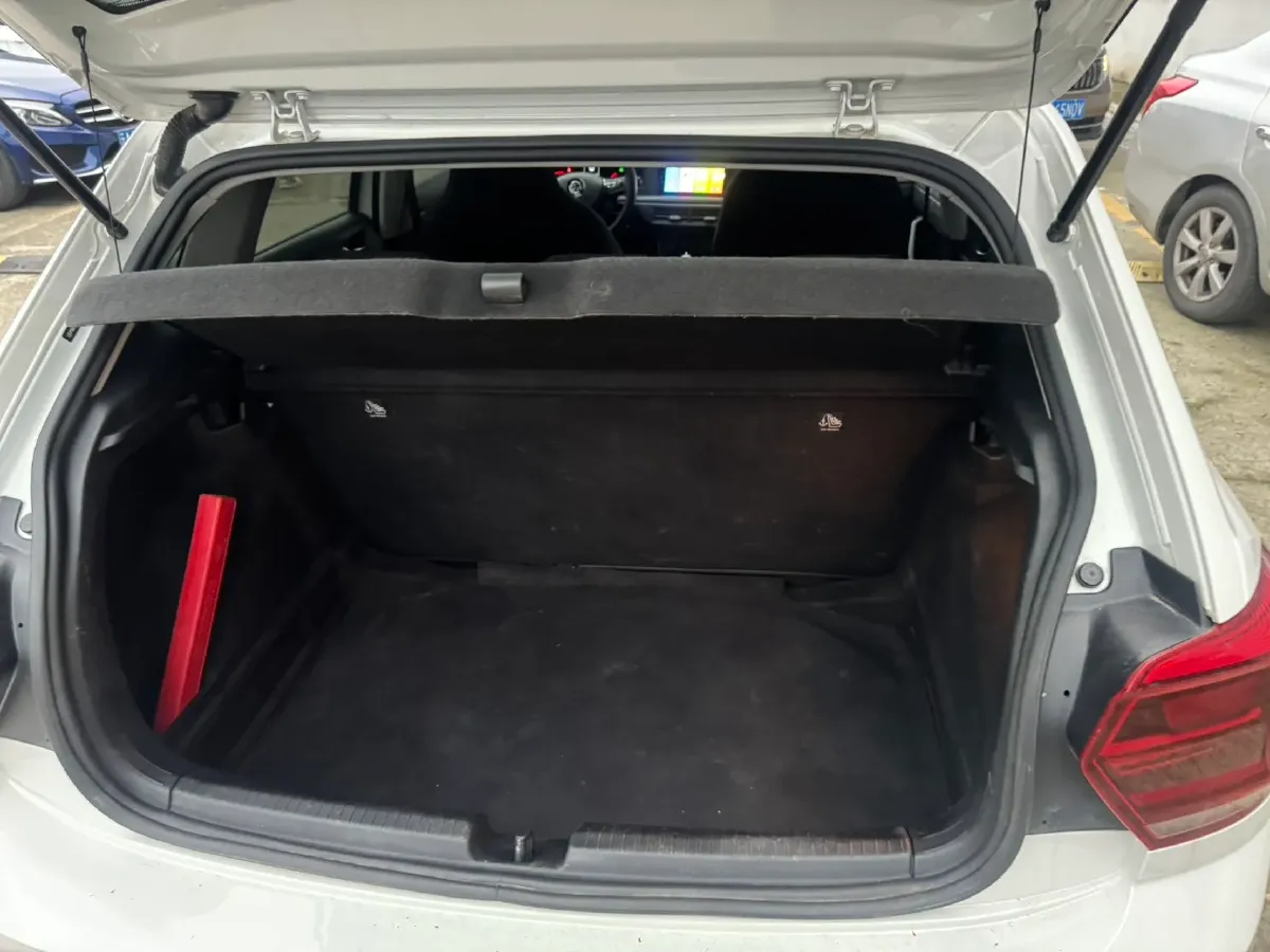 2019 Volkswagen Polo 1.5L 113HP L4 6AT,autocango,china used car exporter,china ev exporter,chinese used car exporter,chinese used ev exporter