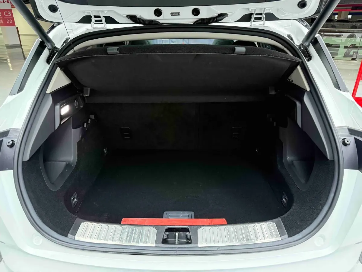 2020 LYNK&CO 06 1.5T 177HP L3 7DCT,autocango,china used car exporter,china ev exporter,chinese used car exporter,chinese used ev exporter