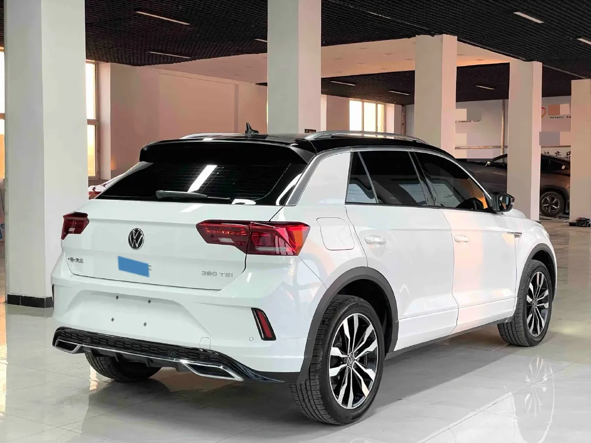2022 Volkswagen T-Roc 1.4T 150HP L4 7DCT,autocango,china used car exporter,china ev exporter,chinese used car exporter,chinese used ev exporter