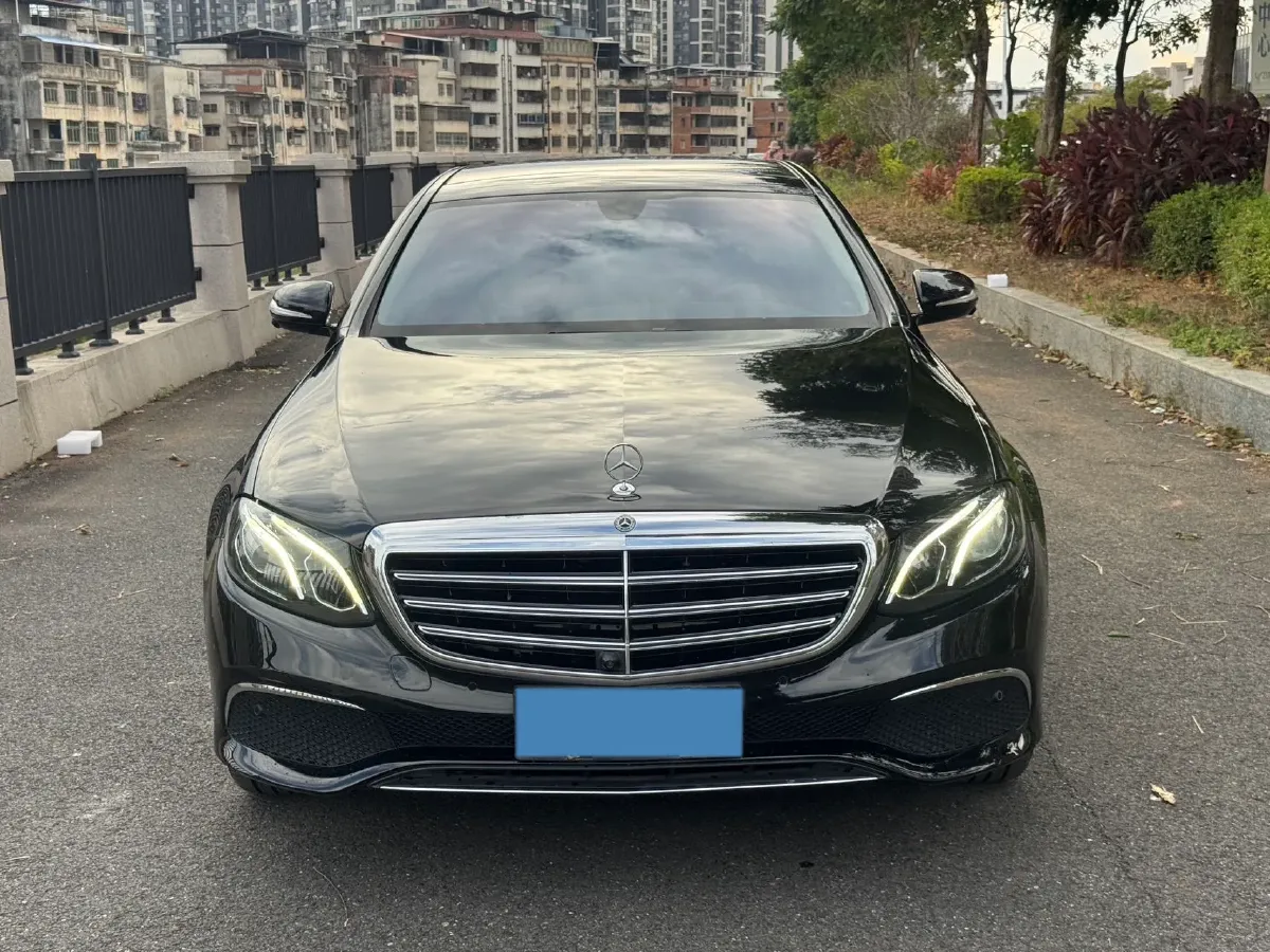2020 Mercedes-Benz E Class 1.5T 184HP L4 9AT,autocango,china used car exporter,china ev exporter,chinese used car exporter,chinese used ev exporter
