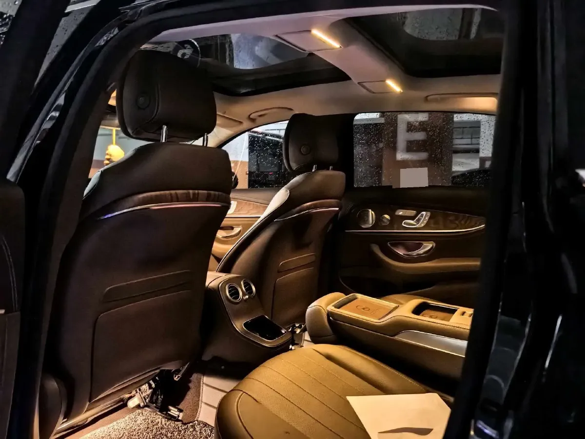 2023 Mercedes-Benz E Class 2.0T 258HP L4 9AT,autocango,china used car exporter,china ev exporter,chinese used car exporter,chinese used ev exporter