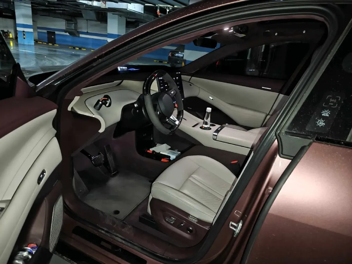 2025 MI YU7 BEV 101.7KWH,autocango,china used car exporter,china ev exporter,chinese used car exporter,chinese used ev exporter