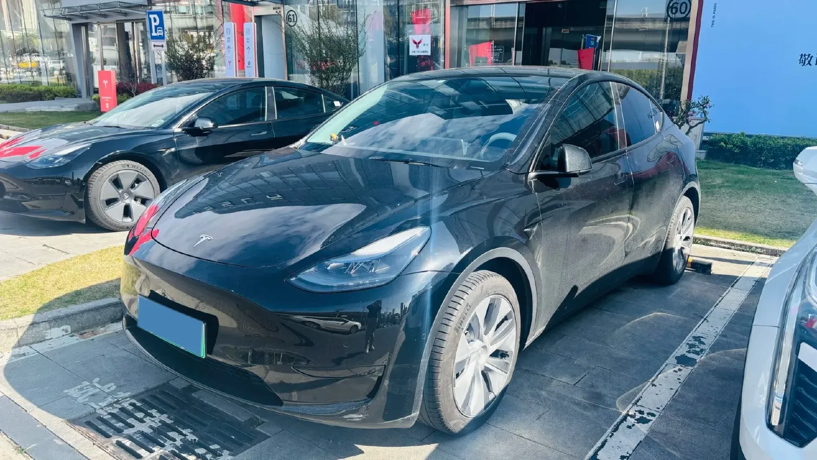 2022 Tesla Model Y BEV 60KWH,autocango,china used car exporter,china ev exporter,chinese used car exporter,chinese used ev exporter