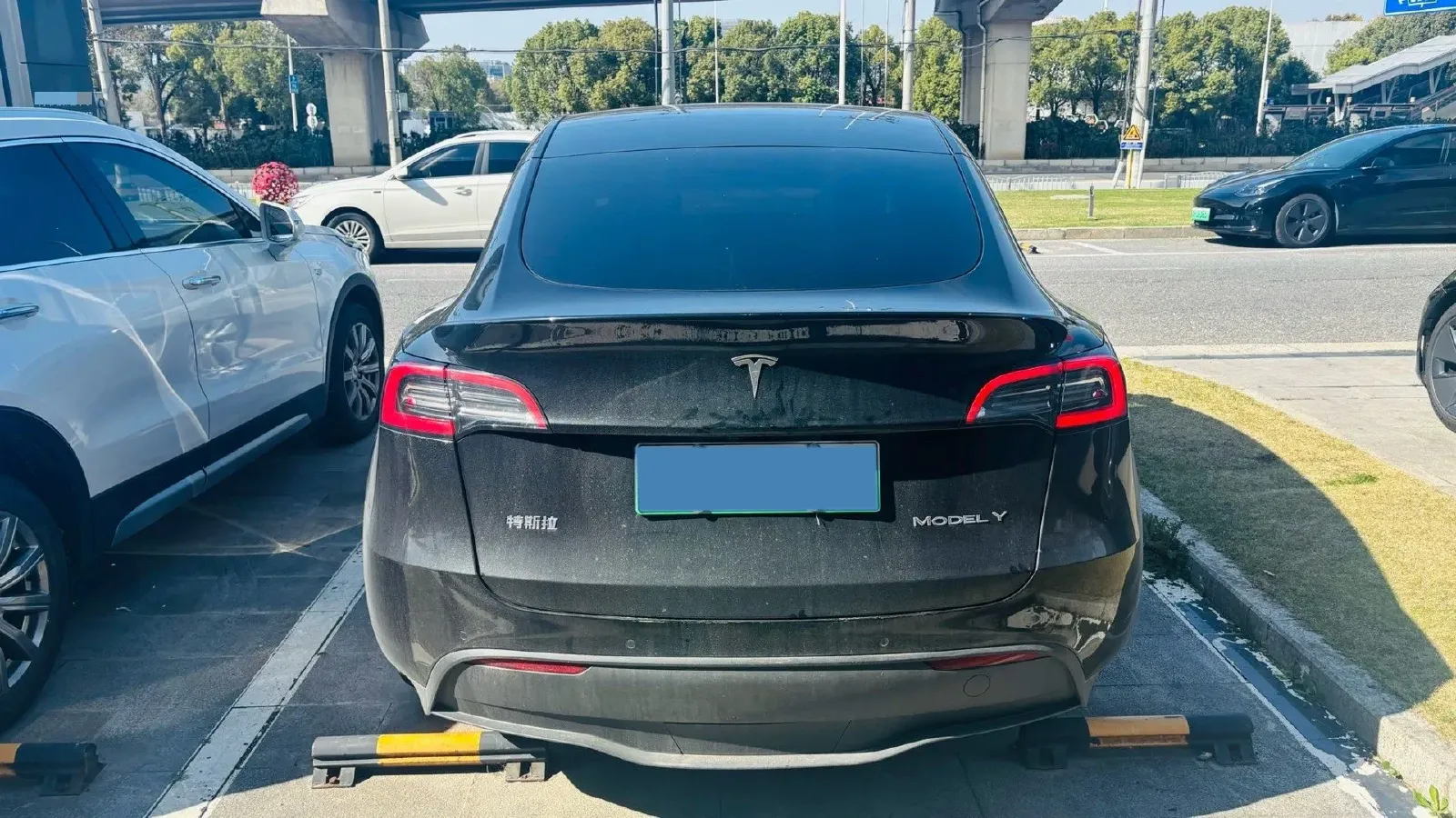 2022 Tesla Model Y BEV 60KWH,autocango,china used car exporter,china ev exporter,chinese used car exporter,chinese used ev exporter