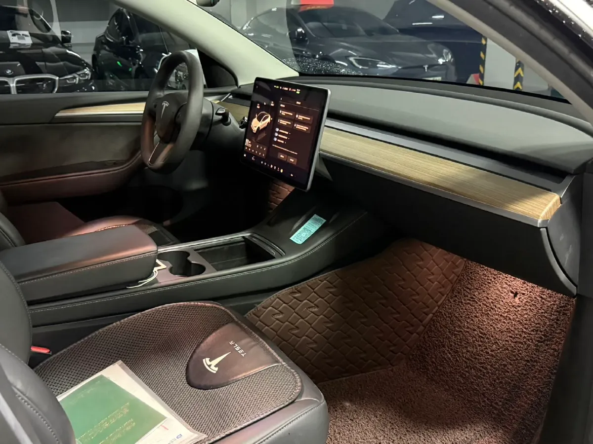 2022 Tesla Model Y BEV 60KWH,autocango,china used car exporter,china ev exporter,chinese used car exporter,chinese used ev exporter