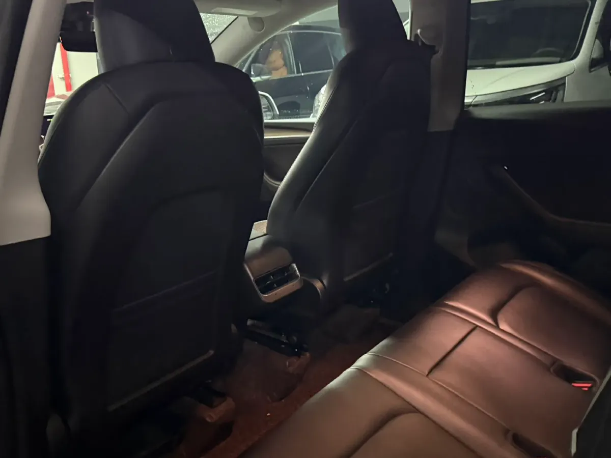 2022 Tesla Model Y BEV 60KWH,autocango,china used car exporter,china ev exporter,chinese used car exporter,chinese used ev exporter