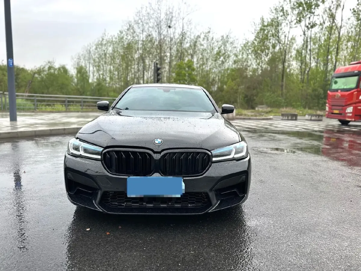 2020 BMW 5 Series 2.0T 184HP L4 8AT,autocango,china used car exporter,china ev exporter,chinese used car exporter,chinese used ev exporter