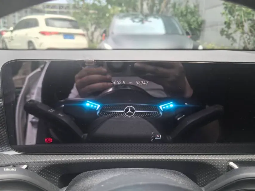 2021 Mercedes-Benz A Class 1.3T 163HP L4 7DCT,autocango,china used car exporter,china ev exporter,chinese used car exporter,chinese used ev exporter