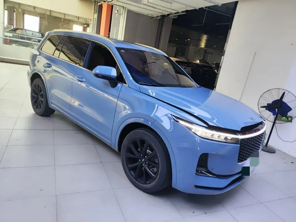 2021 Li ONE Range Extended 131HP REEV 40.5KWH,autocango,china used car exporter,china ev exporter,chinese used car exporter,chinese used ev exporter