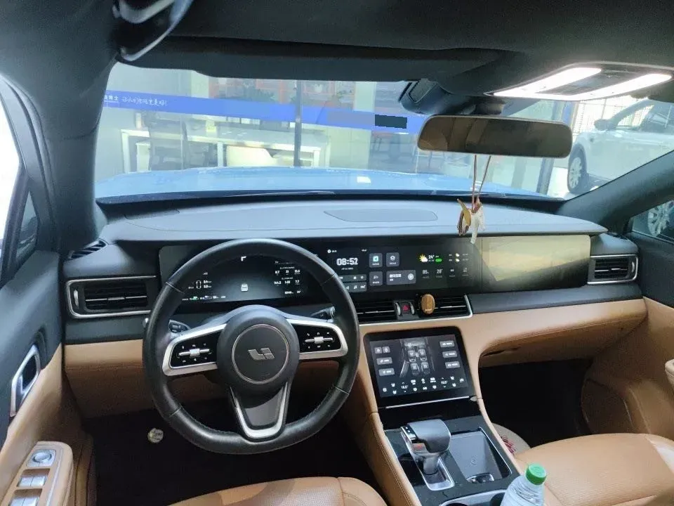 2021 Li ONE Range Extended 131HP REEV 40.5KWH,autocango,china used car exporter,china ev exporter,chinese used car exporter,chinese used ev exporter