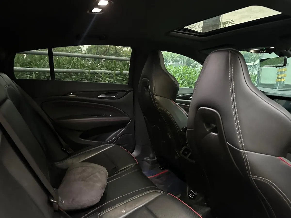 2021 Buick Regal 2.0T 237HP L4 9AT,autocango,china used car exporter,china ev exporter,chinese used car exporter,chinese used ev exporter