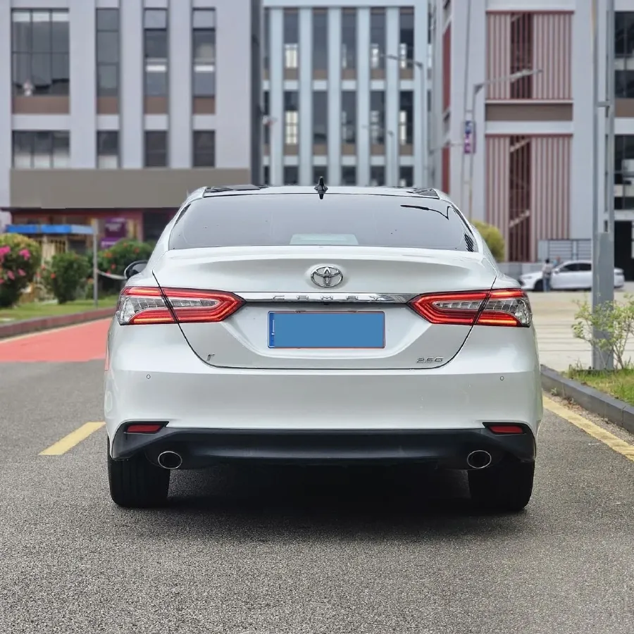 2021 Toyota Camry 2.5L 209HP L4 8AT,autocango,china used car exporter,china ev exporter,chinese used car exporter,chinese used ev exporter