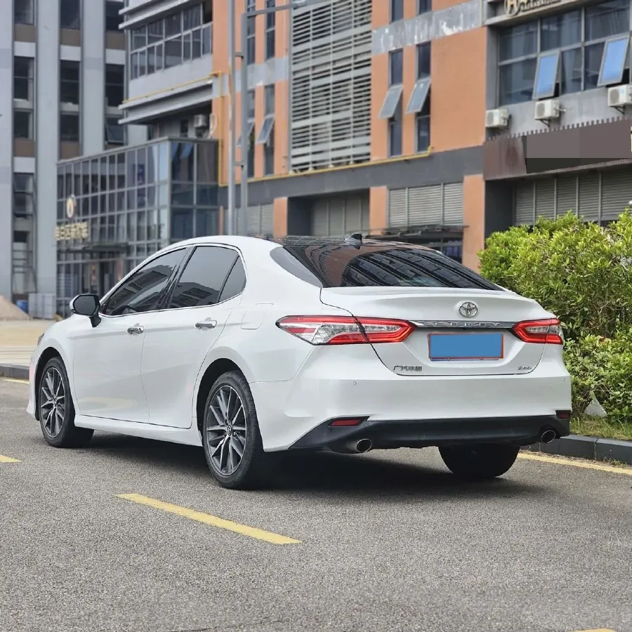 2021 Toyota Camry 2.5L 209HP L4 8AT,autocango,china used car exporter,china ev exporter,chinese used car exporter,chinese used ev exporter