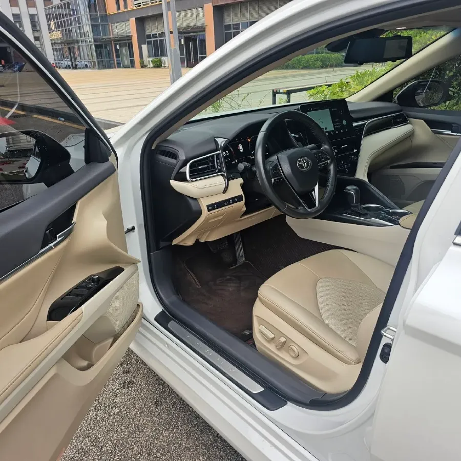 2021 Toyota Camry 2.5L 209HP L4 8AT,autocango,china used car exporter,china ev exporter,chinese used car exporter,chinese used ev exporter
