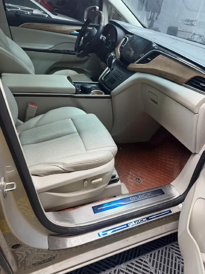 2018 Buick GL8 2.0T 260HP L4 6AT,autocango,china used car exporter,china ev exporter,chinese used car exporter,chinese used ev exporter