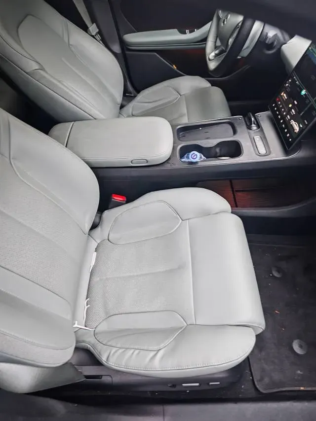 2022 JunTian HeiWuShi Youth 2.0T 203HP L4 6AT,autocango,china used car exporter,china ev exporter,chinese used car exporter,chinese used ev exporter