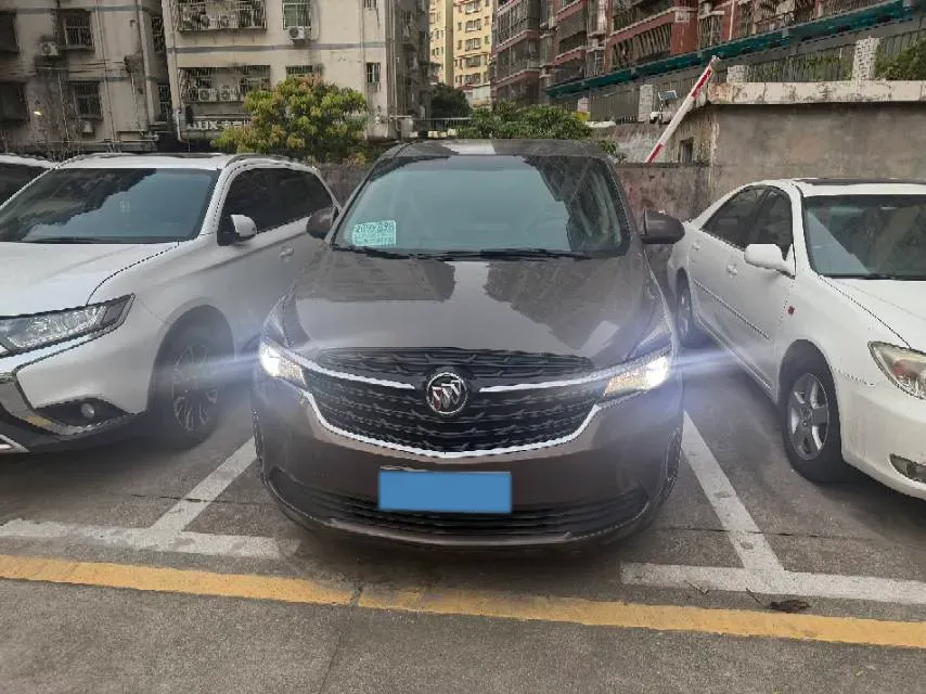 2021 Buick GL8 2.0T 237HP L4 9AT,autocango,china used car exporter,china ev exporter,chinese used car exporter,chinese used ev exporter