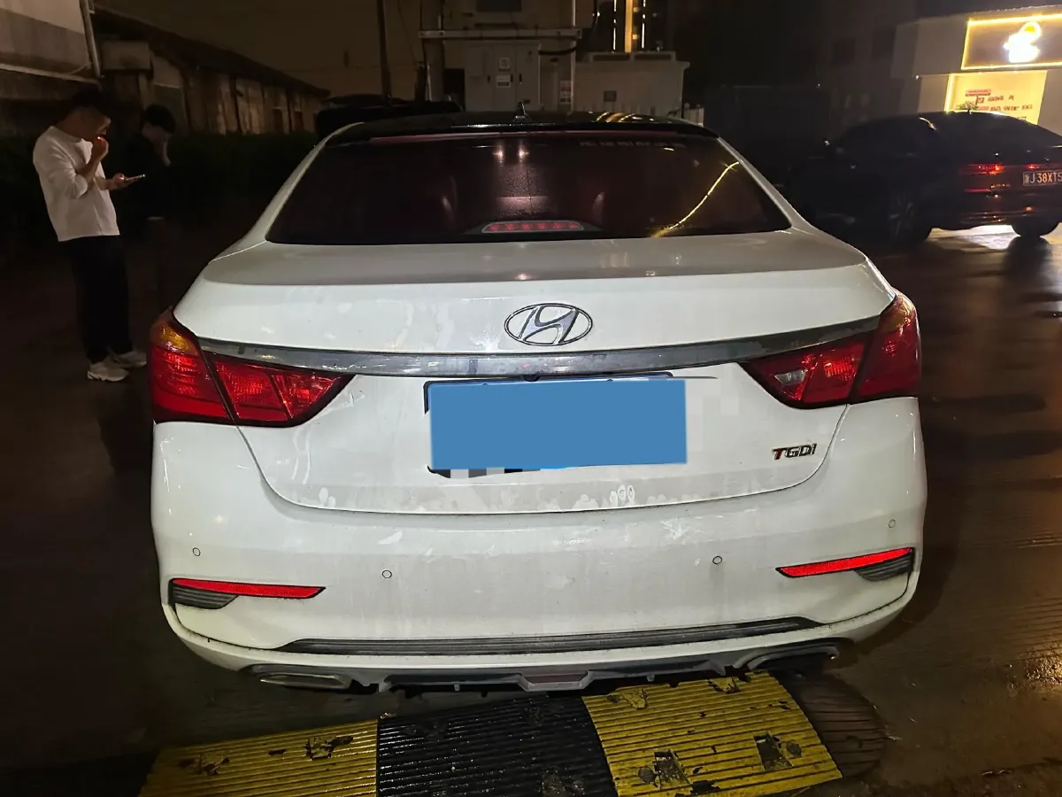 2017 Hyundai Mistra 1.6T 175HP L4 7DCT,autocango,china used car exporter,china ev exporter,chinese used car exporter,chinese used ev exporter