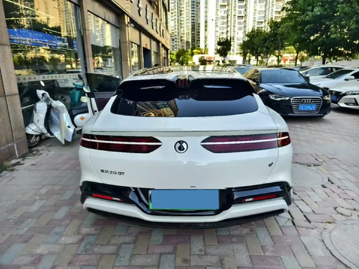 2024 Denza DenzaZ9GT 2.0T 207HP L4 E-CVT PHEV 38.5KWH,autocango,china used car exporter,china ev exporter,chinese used car exporter,chinese used ev exporter
