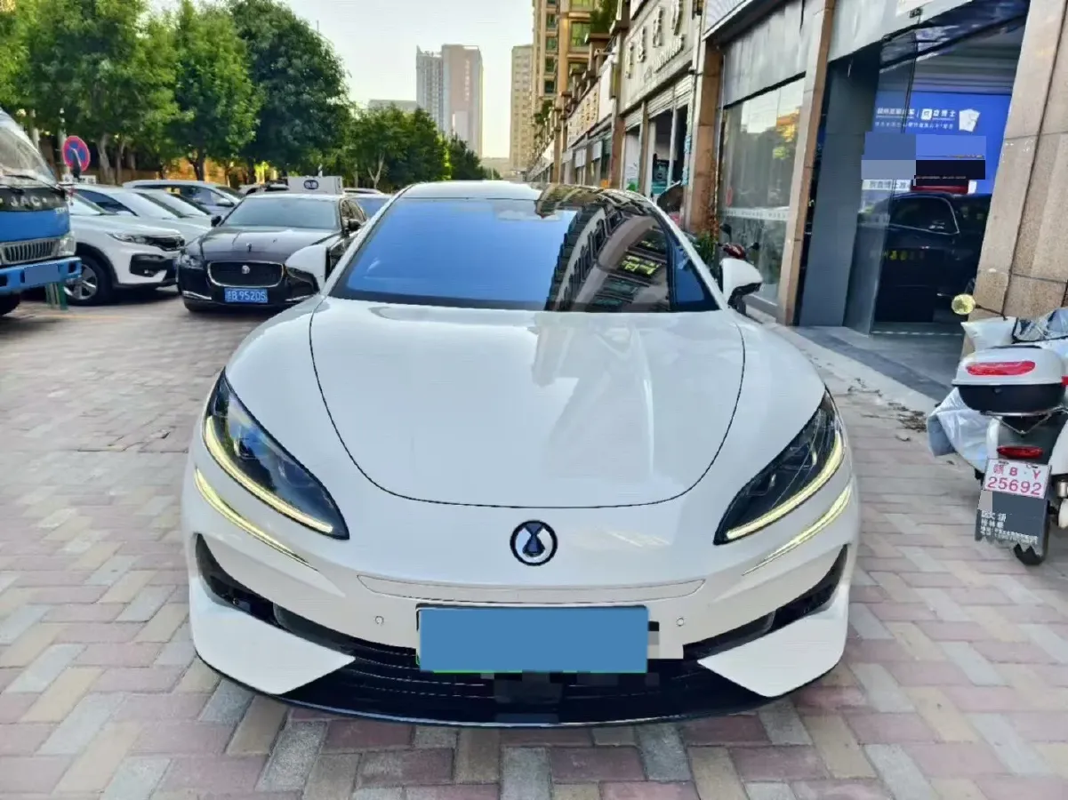 2024 Denza DenzaZ9GT 2.0T 207HP L4 E-CVT PHEV 38.5KWH,autocango,china used car exporter,china ev exporter,chinese used car exporter,chinese used ev exporter