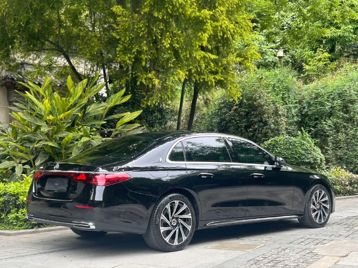 2024 Mercedes-Benz E Class 2.0T 258HP L4 9AT,autocango,china used car exporter,china ev exporter,chinese used car exporter,chinese used ev exporter