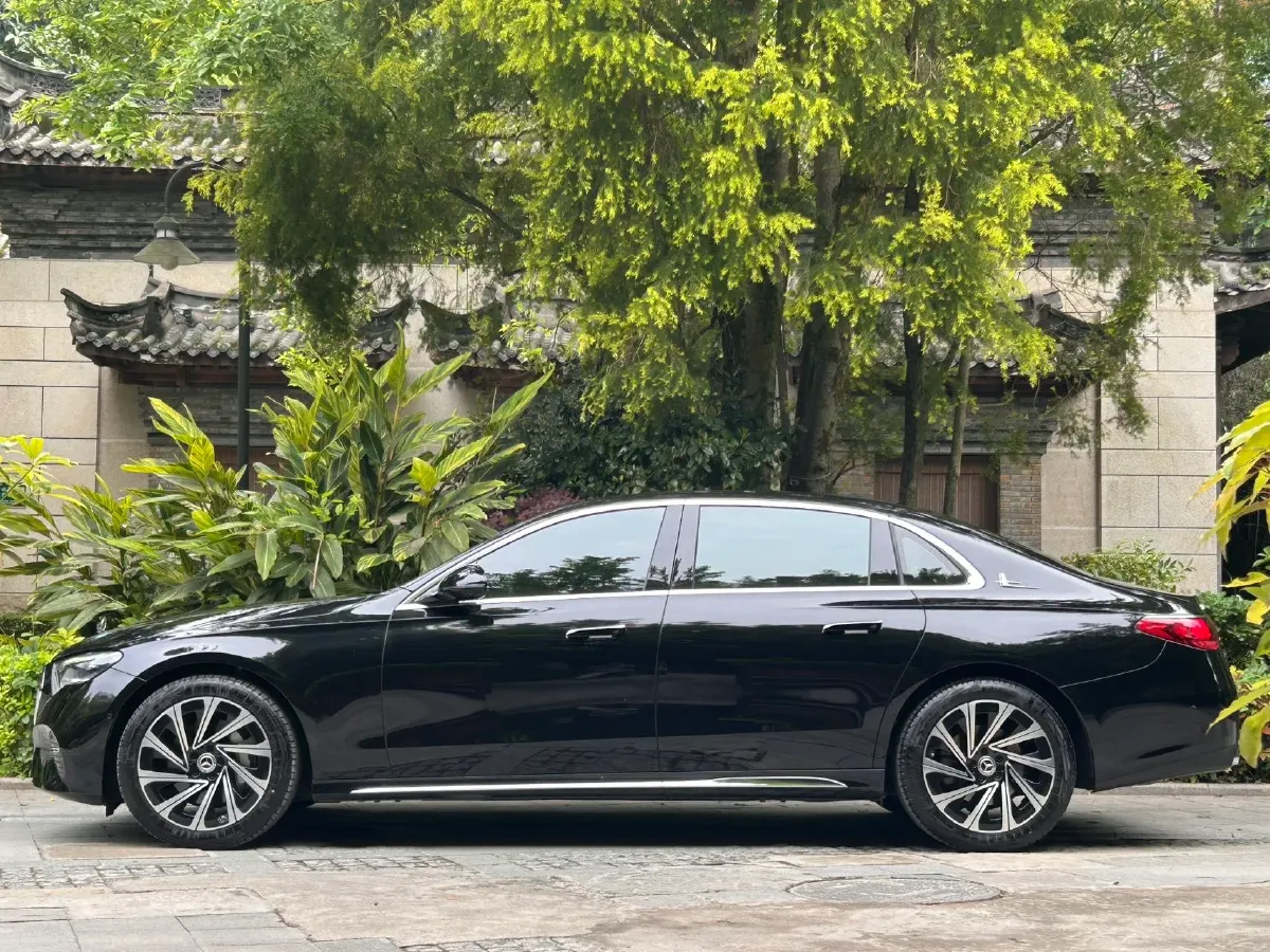 2024 Mercedes-Benz E Class 2.0T 258HP L4 9AT,autocango,china used car exporter,china ev exporter,chinese used car exporter,chinese used ev exporter
