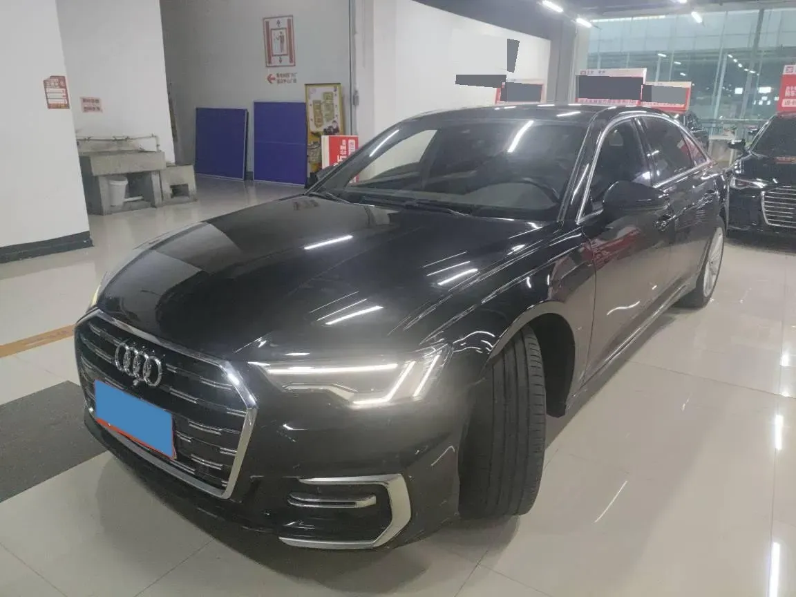 2022 Audi A6L 2.0T 224HP L4 7DCT,autocango,china used car exporter,china ev exporter,chinese used car exporter,chinese used ev exporter