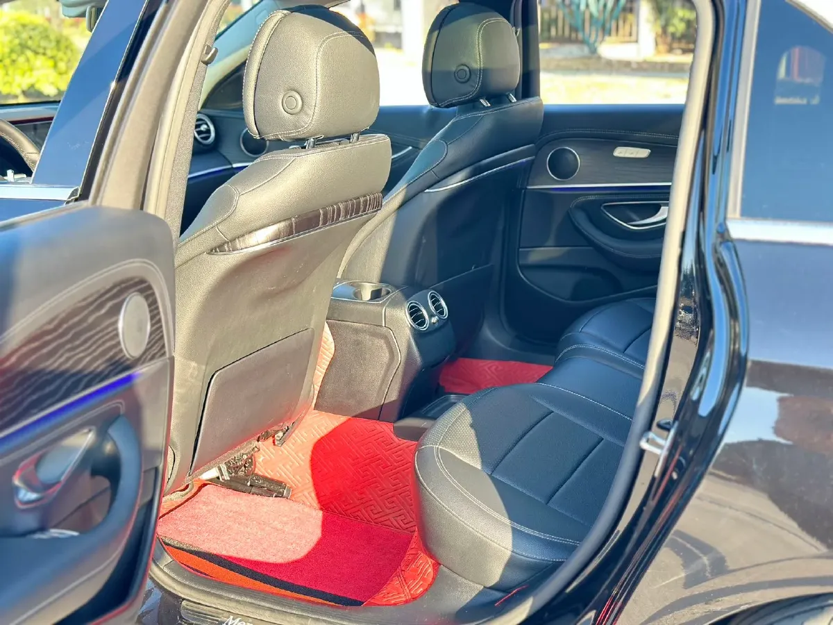 2020 Mercedes-Benz E Class 1.5T 184HP L4 9AT,autocango,china used car exporter,china ev exporter,chinese used car exporter,chinese used ev exporter