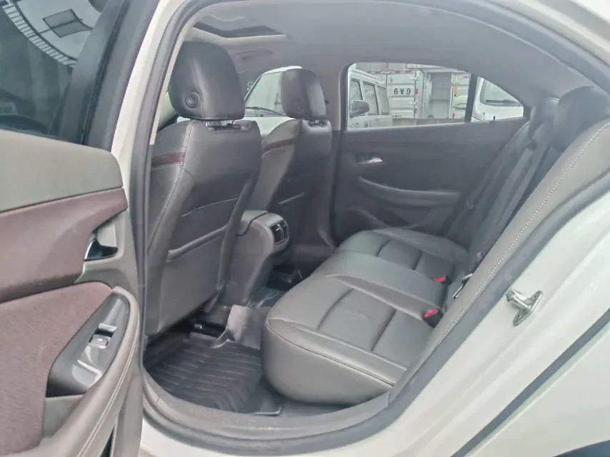 2018 Chevrolet Malibu 1.5T 170HP L4 6AT,autocango,china used car exporter,china ev exporter,chinese used car exporter,chinese used ev exporter