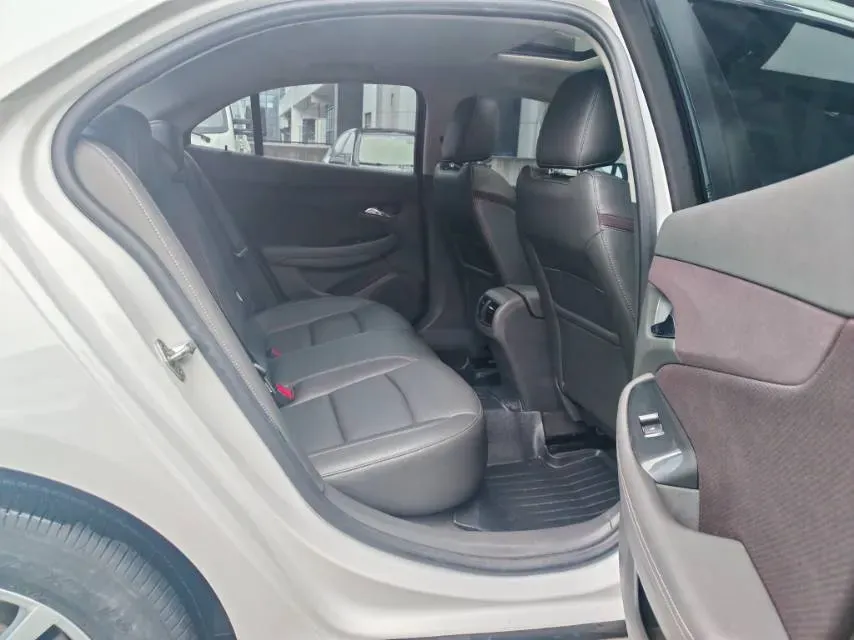 2018 Chevrolet Malibu 1.5T 170HP L4 6AT,autocango,china used car exporter,china ev exporter,chinese used car exporter,chinese used ev exporter