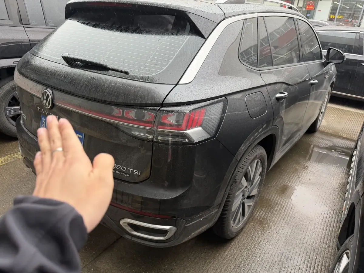 2022 Volkswagen Tayron 2.0T 220HP L4 7DCT,autocango,china used car exporter,china ev exporter,chinese used car exporter,chinese used ev exporter