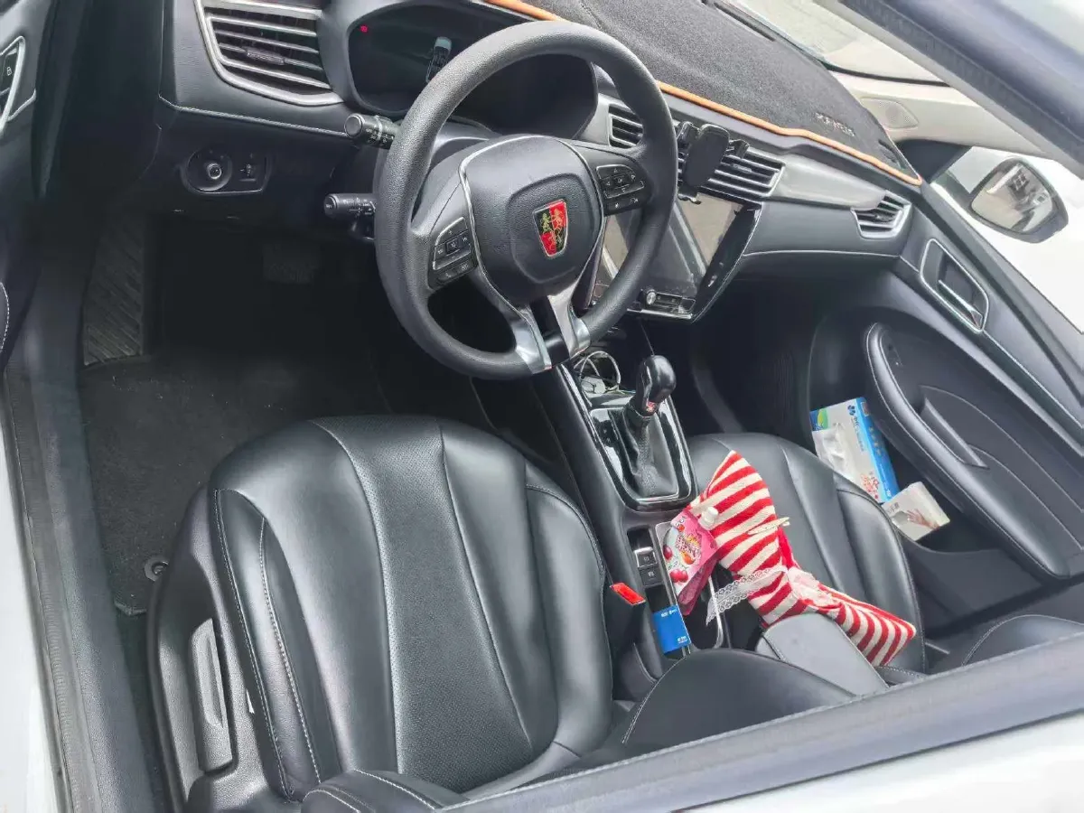 2019 Roewe i5 1.5L 120HP L4 CVT,autocango,china used car exporter,china ev exporter,chinese used car exporter,chinese used ev exporter