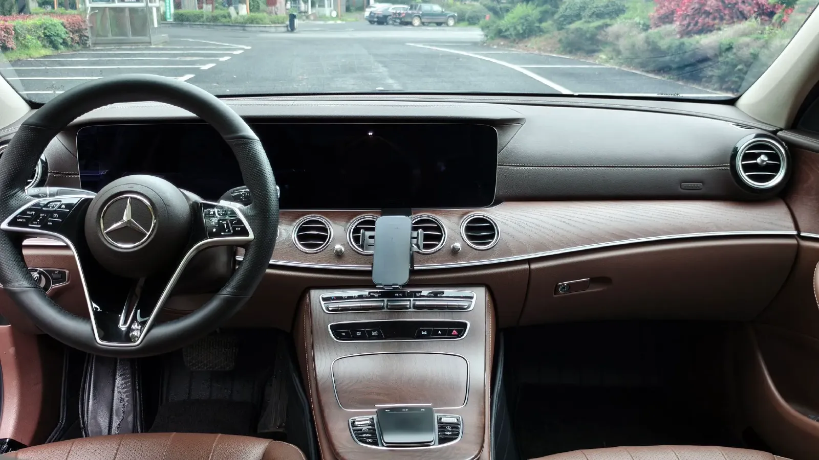 2022 Mercedes-Benz E Class 2.0T 258HP L4 9AT,autocango,china used car exporter,china ev exporter,chinese used car exporter,chinese used ev exporter