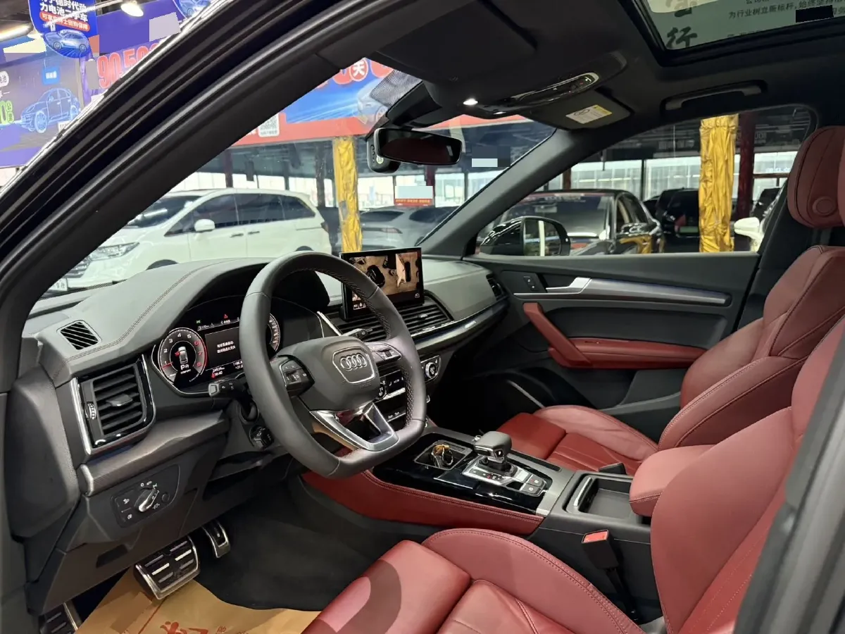 2023 Audi Q5L 2.0T 190HP L4 7DCT,autocango,china used car exporter,china ev exporter,chinese used car exporter,chinese used ev exporter