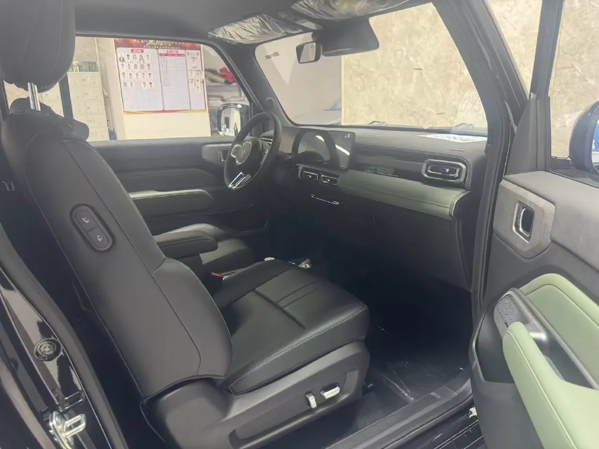 2024 BaoJun Yep BEV 28.1KWH,autocango,china used car exporter,china ev exporter,chinese used car exporter,chinese used ev exporter