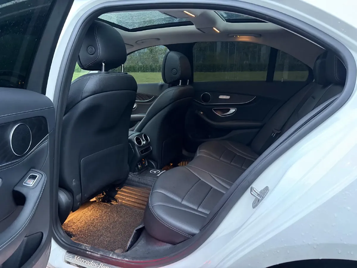 2020 Mercedes-Benz C Class 1.5T 184HP L4 9AT,autocango,china used car exporter,china ev exporter,chinese used car exporter,chinese used ev exporter