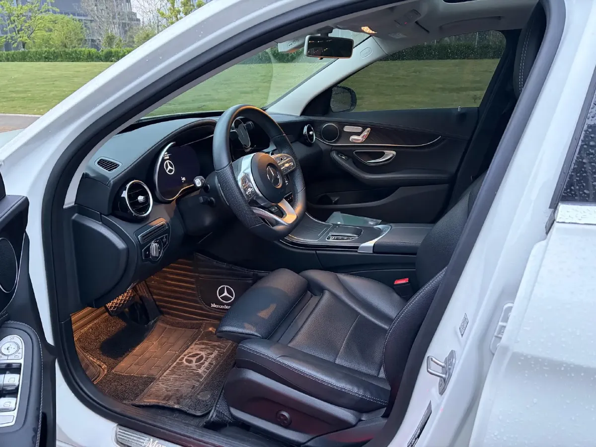 2020 Mercedes-Benz C Class 1.5T 184HP L4 9AT,autocango,china used car exporter,china ev exporter,chinese used car exporter,chinese used ev exporter