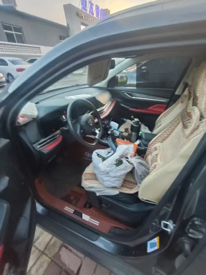 2020 ChangAn UNI-T 1.5T 180HP L4 7DCT,autocango,china used car exporter,china ev exporter,chinese used car exporter,chinese used ev exporter