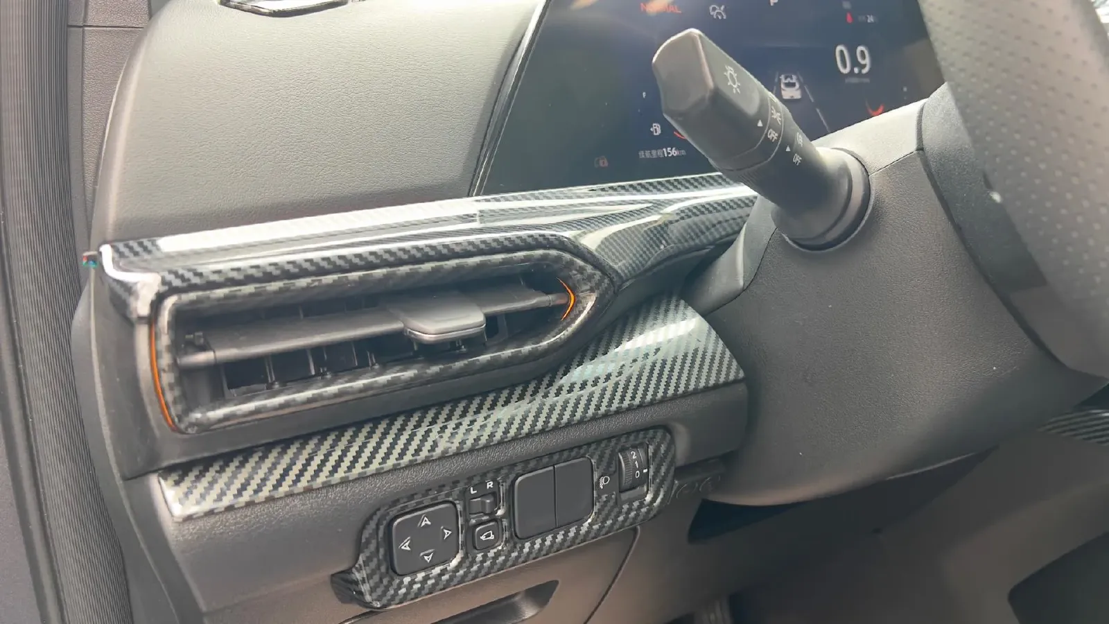 2022 ChangAn UNI-T 1.5T 188HP L4 7DCT,autocango,china used car exporter,china ev exporter,chinese used car exporter,chinese used ev exporter