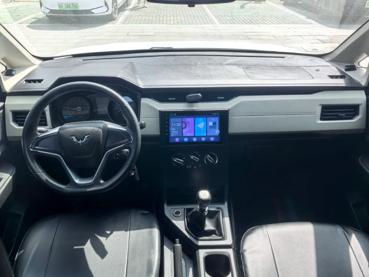 2019 WuLing HongGuang Plus 1.5T 147HP L4 6MT,autocango,china used car exporter,china ev exporter,chinese used car exporter,chinese used ev exporter