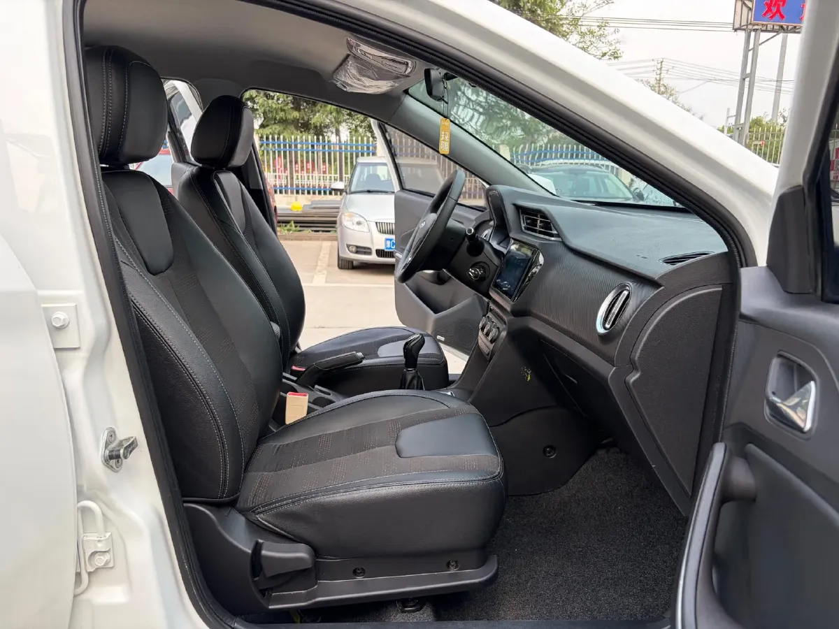 2018 Chery Tiggo 3x 1.5L 106HP L4 5MT,autocango,china used car exporter,china ev exporter,chinese used car exporter,chinese used ev exporter