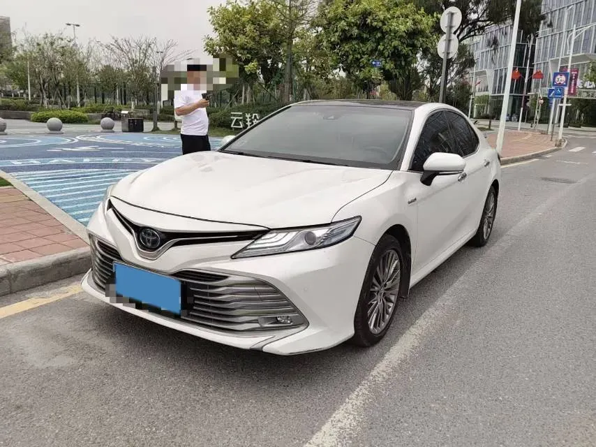 2019 Toyota Camry 2.5L 178HP L4 E-CVT Hybrid,autocango,china used car exporter,china ev exporter,chinese used car exporter,chinese used ev exporter